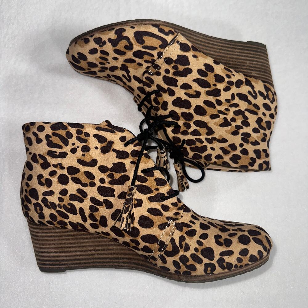 Dr. Scholl's Womens Leopard Print Multi Wedge Ankle Booties Boots Suede Size 7.5
